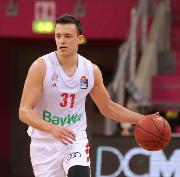 倾尽全力 倾尽全力